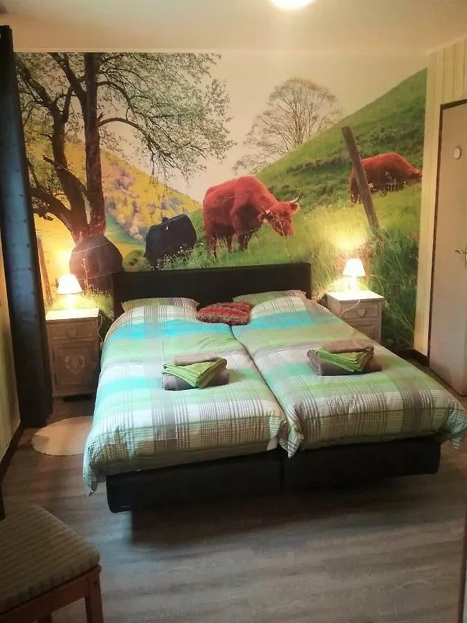 Payrac La Cheneraie Bed & Breakfast 0*,  フランス