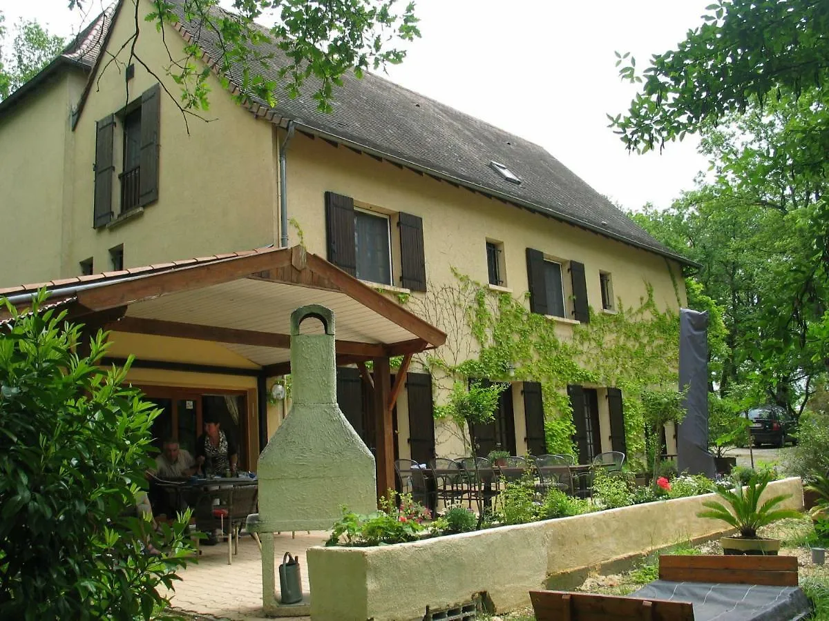 Payrac La Cheneraie Bed & Breakfast フランス