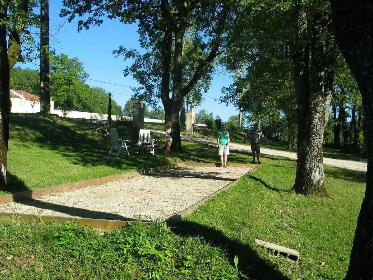 Payrac La Cheneraie Bed & Breakfast 0*,  フランス